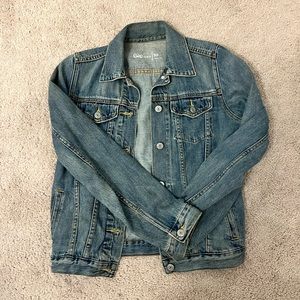 Gap denim jacket size XS
